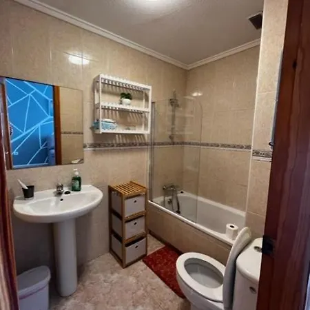 Casanovas- Air Conditioning Lägenhet